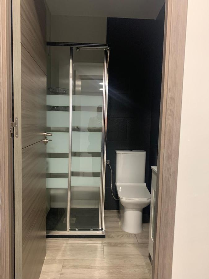 Apartament Deluxe Madrid Centro , Parking Free Buitenkant foto