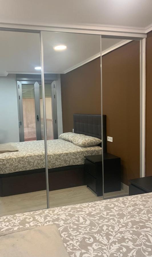 Apartament Deluxe Madrid Centro , Parking Free Buitenkant foto
