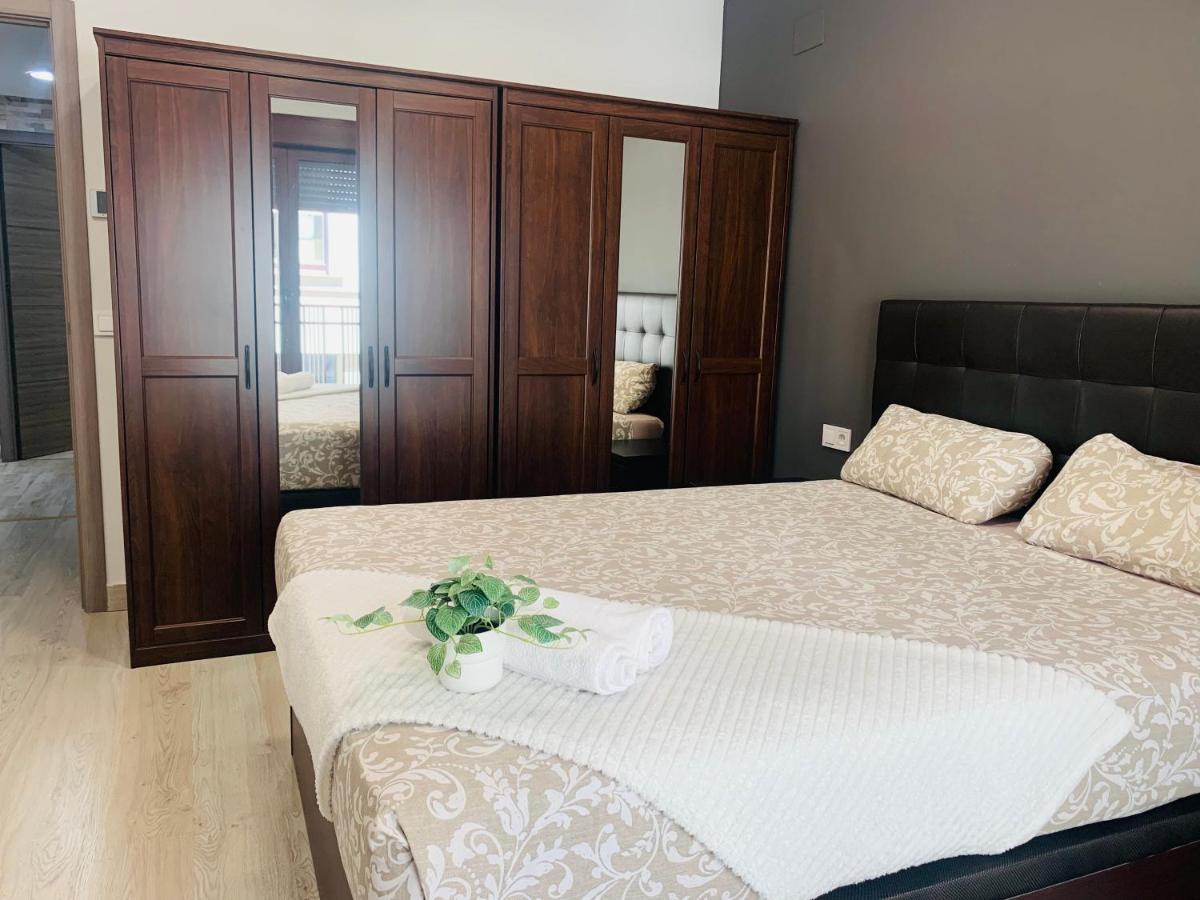 Apartament Deluxe Madrid Centro , Parking Free Buitenkant foto