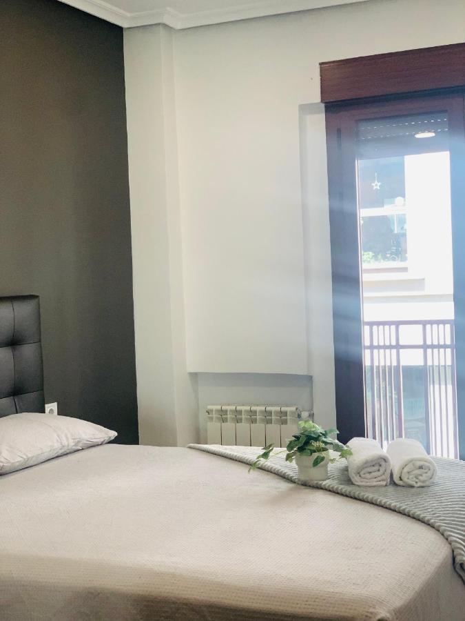 Apartament Deluxe Madrid Centro , Parking Free Buitenkant foto