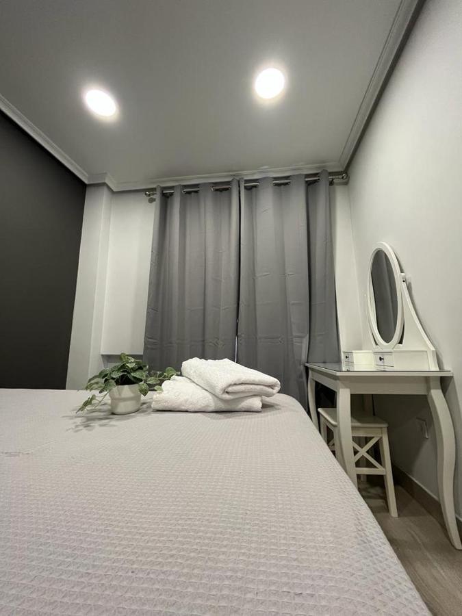 Apartament Deluxe Madrid Centro , Parking Free Buitenkant foto